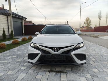 авто расточка: Toyota Camry: 2021 г., 2.5 л, Типтроник, Бензин