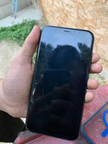 сломаные телефоны: IPhone Xr, Б/у, 64 ГБ, Черный, 79 %
