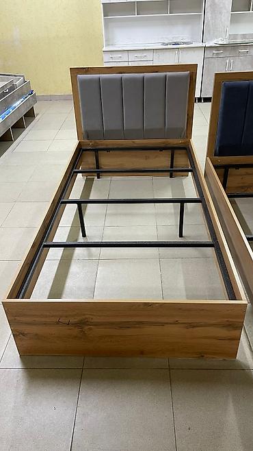 Односпальные кровати: Кровати размер200×90см каркас железный, круговой ПВХ. Матрац — 15