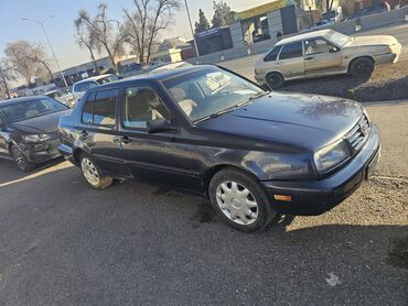 миллениум 5 5: Volkswagen Vento: 1993 г., 1.8 л, Механика, Бензин, Седан