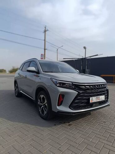 Dongfeng: Dongfeng : 2021 г., 1.5 л, Автомат, Бензин, Кроссовер