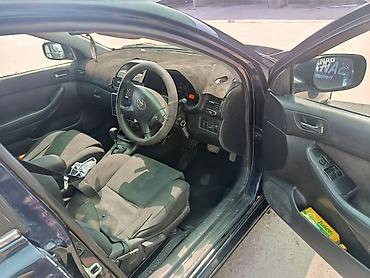 краун 204: Toyota Avensis: 2004 г., 1.8 л, Автомат, Бензин, Хэтчбэк — 10