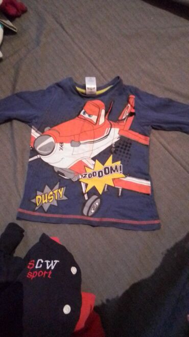 Kurtkalar: Uwag paltarlari temiz yuyulub balaca olduğuna gore satilir 1 manata — 19