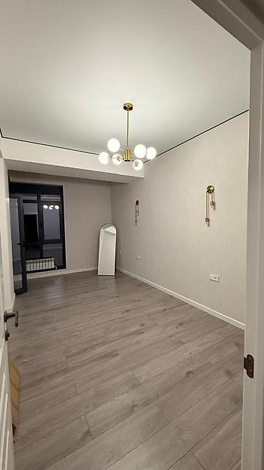 75: Сдается 2х комнатная квартира в ЖК «CAPSTROY CITY” Площадь: 75 м2 — 3