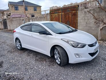 Hyundai: Hyundai Elantra: 1.8 л | 2012 г. Седан