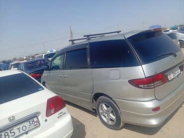 семиместные машины: Toyota Estima: 2002 г., 3 л, Автомат, Бензин, Вэн/Минивэн