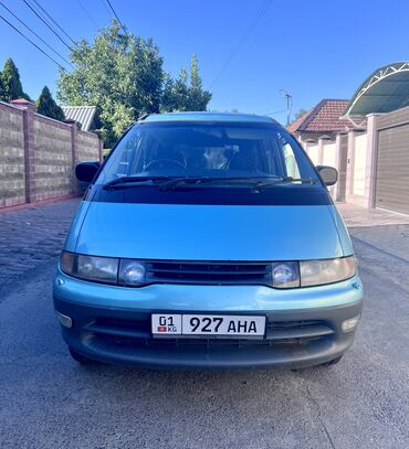 Toyota: Toyota Estima: 1992 г., 2.4 л, Автомат, Газ, Минивэн