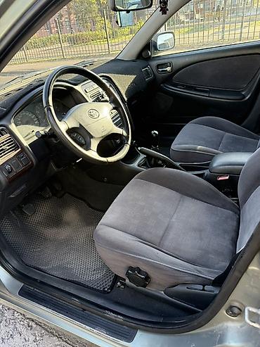 смешанный: Toyota Avensis: 2002 г., Механика, Бензин, Универсал — 2