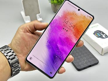 a 12: Samsung Galaxy A73 5G, Б/у, 128 ГБ, цвет - Черный, 2 SIM — 2
