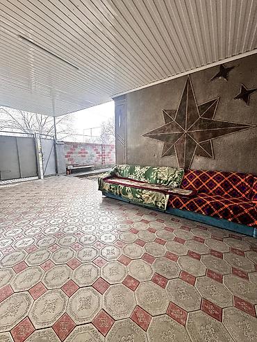 Продажа квартир: 5 и более комнат, 120 м² — 10