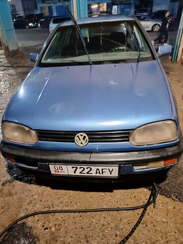 годф 3: Volkswagen Golf: 1992 г., 1.8 л, Механика, Бензин, Седан