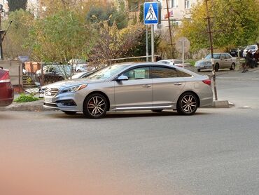 Hyundai: Hyundai Sonata: 2 l | 2015 il Sedan