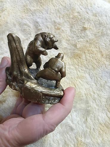 figur: Бронзовая статуэтка ссср 60х годов охотник и медведь — 1