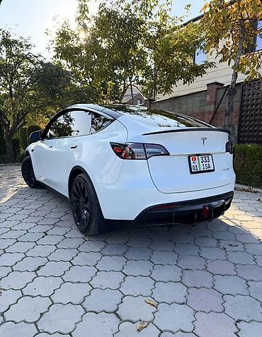 Tesla: Tesla Model Y: 2023 г., Электромобиль, Кроссовер lalafo.kg да — 5 Tesla: Tesla Model Y: 2023 г., Электромобиль, Кроссовер — 5