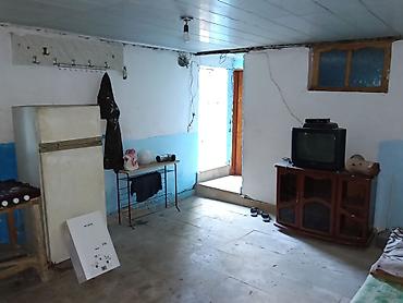 1 otaq evler: Sumqayıt şəhər Hacı Zeynalabdin Tağıyev qəsəbəsi heyet evi 1 otaqlı — 3