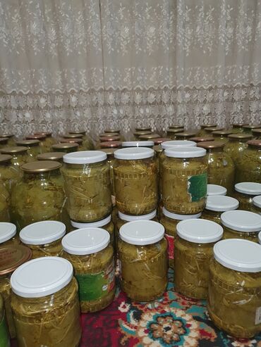 Digər qida məhsulları: Yarpaq . Ağ üzüm yarpağıdır. İncə, kövrək yarpaqdır.Dolması çox — 11