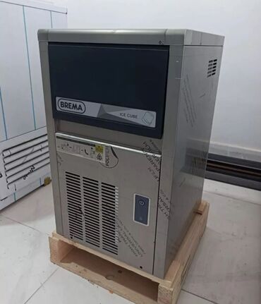 Buz aparatları: Buz aparatı İstehsalçı ölkə :İtaliya 22 kg/gün 2300 azn 28 kg/gün — 9