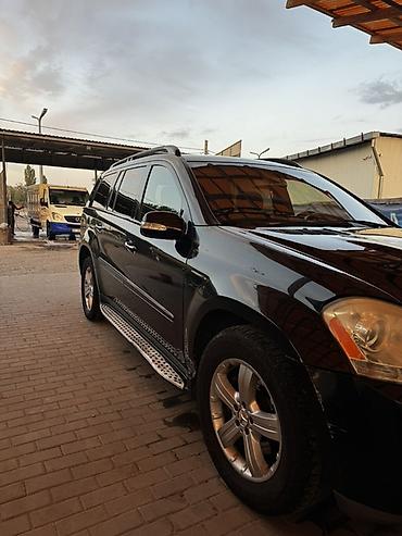 235 65 19: Mercedes-Benz GL-Class: 2006 г., 4.7 л, Автомат, Внедорожник — 3