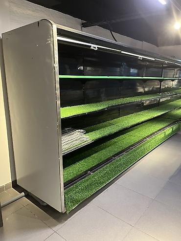 Продам длинный магазинный холодильник, полностью рабочий. Сами