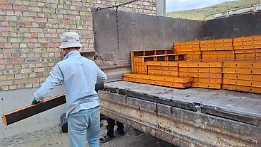 писок: Заказать Мерседес Гигант, Доставка щебня, угля, песка, чернозема, отсев, С откидным кузовом (самосвал) — 5