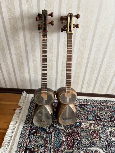 Tar: Tarlar satılır ideal vəziyyətdədirlər. hətta soldaki qədim tardır çox — 1