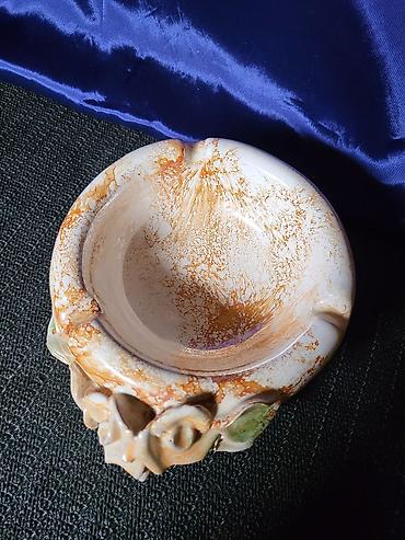 Ostali kućni dekor: Pepeljara nova,rucni rad iz 80ih.god. Nova pepeljara sve na njoj — 9