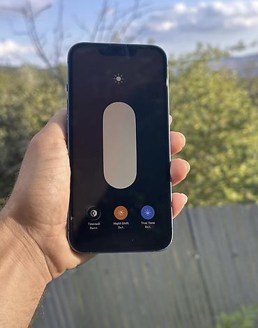 resmi 10 s: IPhone 13, Mavi, Face ID — 2