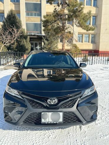 вкупка машина берилет: Toyota Camry: 2018 г., 2.5 л, Автомат, Бензин, Седан