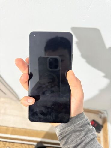 арзан баада телефон: Смартфон (черный цвет, плоский экран и рамки). Основные особенности