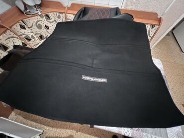 Багажники на крышу и фаркопы: Toyota Highlander полик в багажник