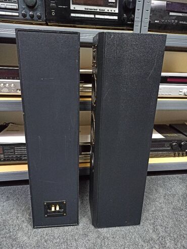 Zvučnici i stereo sistemi: EMPIRE AUDIO HQD 12 SA MREZICAMA lepo ocuvane Empire audio hqd 12 — 2