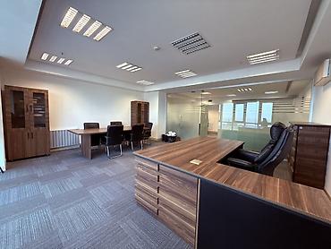 Ofis dəst mebeli: Təcili satılır! Ofis mebel dəsti – müasir dizayn, qoz ağacı — 13