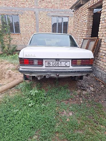 124 e500: Mercedes-Benz W123: 1982 г., Седан — 7