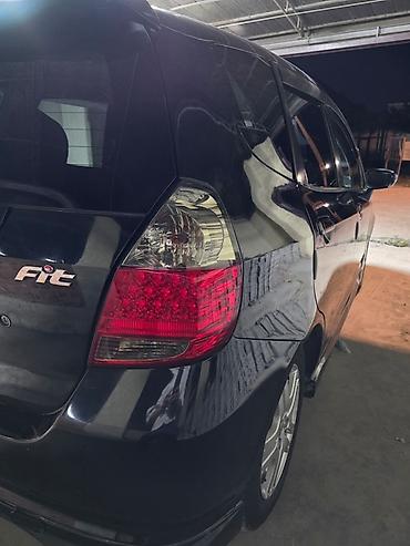 fit shuttle: Honda Fit: 2003 г., 1.5 л, Автомат, Газ, Хэтчбэк — 4