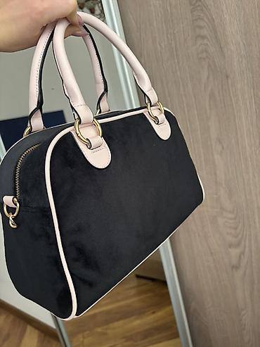 Torbe: Juicy Couture torbe – i Guess 1) Bež baguette torbica - Materijal — 4