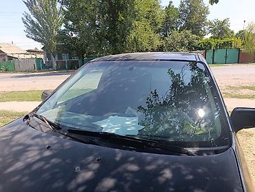 мазда 323 фк: Mazda 323: 1998 г., Хэтчбэк — 5