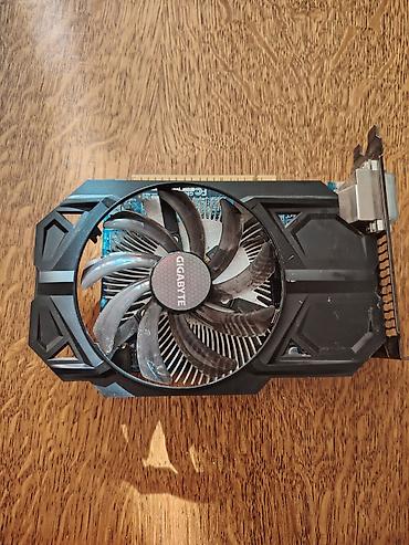 Video kartice i zvučne kartice: Gigabyte grafička karta + AMD procesor - Grafička karta: Gigabyte sa — 1