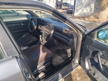 Audi: Audi S4: 1991 г., Механика, Бензин, Бус at lalafo.kg — 11 Audi: Audi S4: 1991 г., Механика, Бензин, Бус — 11