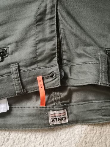 Kompleti: H&M, L, Prugasti, bоја - Crna — 21