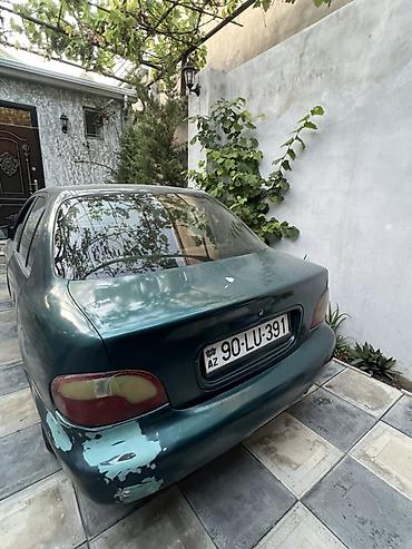 hyundai accent 2018: Hyundai Accent sedan Hunday Aksent 1995 Qiumət 2500 mator 1.5 — 5