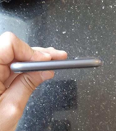 iphonr 8: IPhone 8 Plus, Space Gray, Simsiz şarj — 4