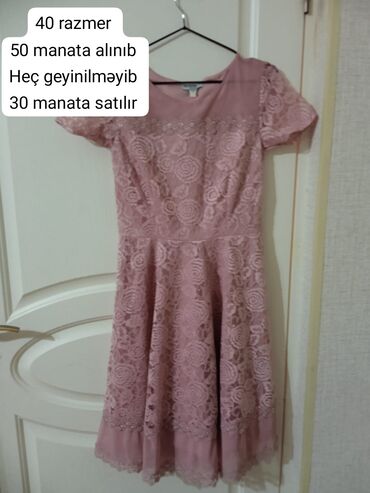 şiş ətəklər: Bu çəhrayı rəngli, qısaqol, krujevalı don zərif və dəbli görünüş