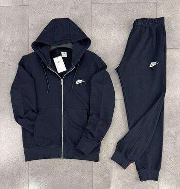 Trenerke: Muške trenerke S,M,L,XL,XXL veličine za 4500 din
pb — 7