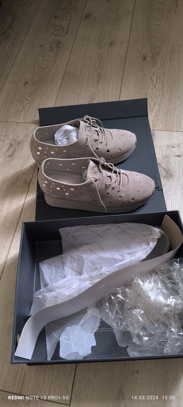 Мокасины: Новая женская обувь от фирмы Алла Пугачёва, размер 39-40 отдаю за