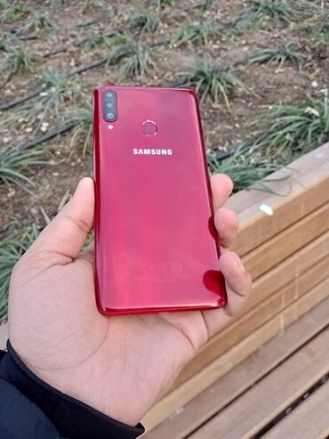 telefonlar 32 s: Samsung Galaxy A20s, 32 GB, rəng - Qırmızı, Zəmanət, Barmaq izi, Face ID