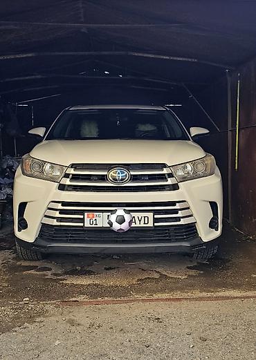 Toyota: Toyota Highlander: 2017 г., Автомат, Внедорожник — 9