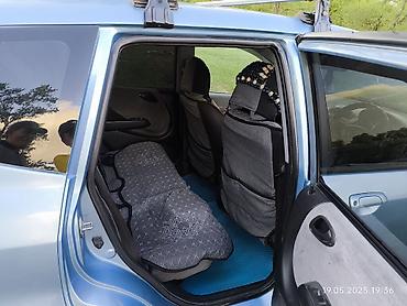 Honda: Honda Fit: 2002 г., 1.3 л, Вариатор, Бензин, Хэтчбэк — 7