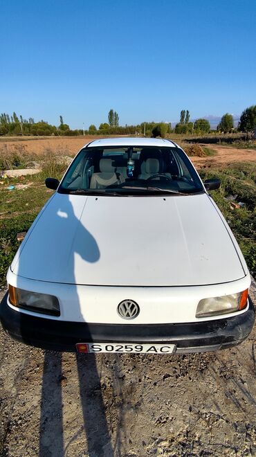 митсубиси спейс стар: Volkswagen Passat: 1990 г., 1.8 л, Механика, Бензин, Седан