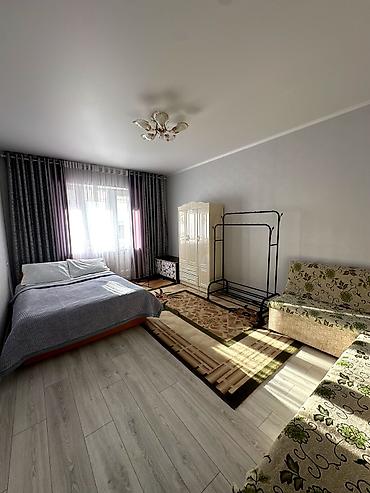 Посуточная аренда квартир: 1 комната, Душевая кабина, Постельное белье, Парковка — 1