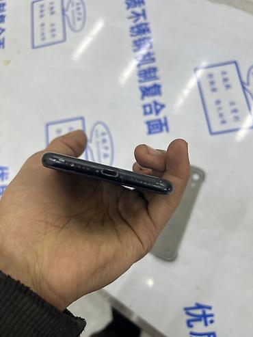 Apple iPhone: IPhone Xr, Б/у, 64 ГБ, Черный, Чехол, 91 % — 1